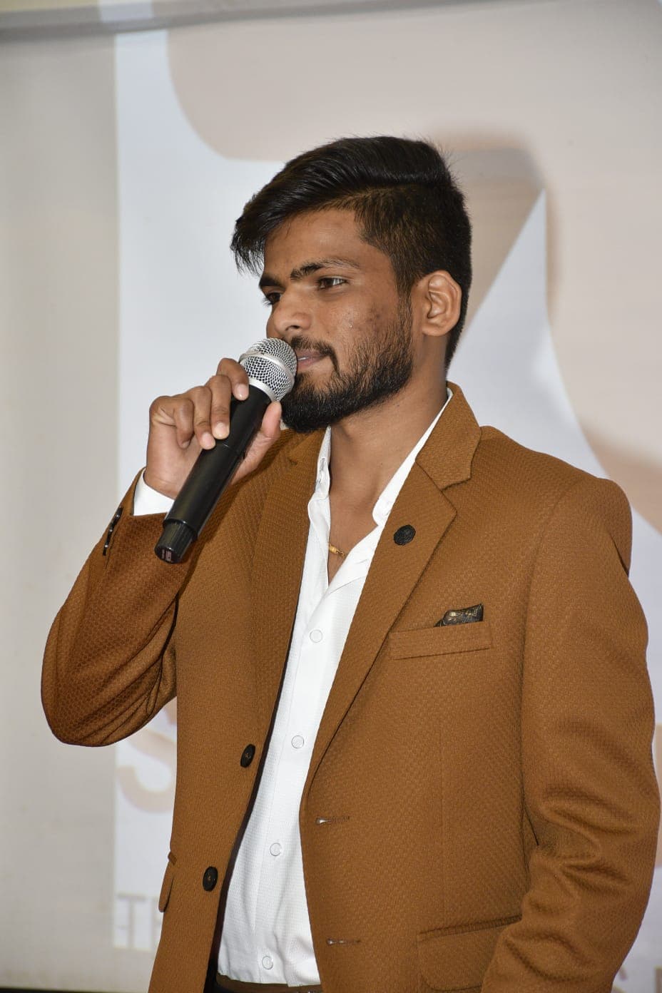 Mr. Dinesh Kumar, Founder of Finunique